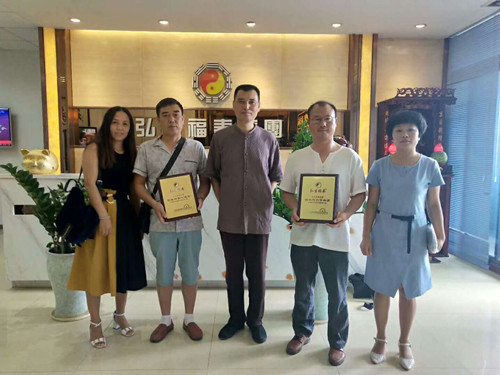 �뼪��̩�ڱ�����������ҵ������һ������ɫ