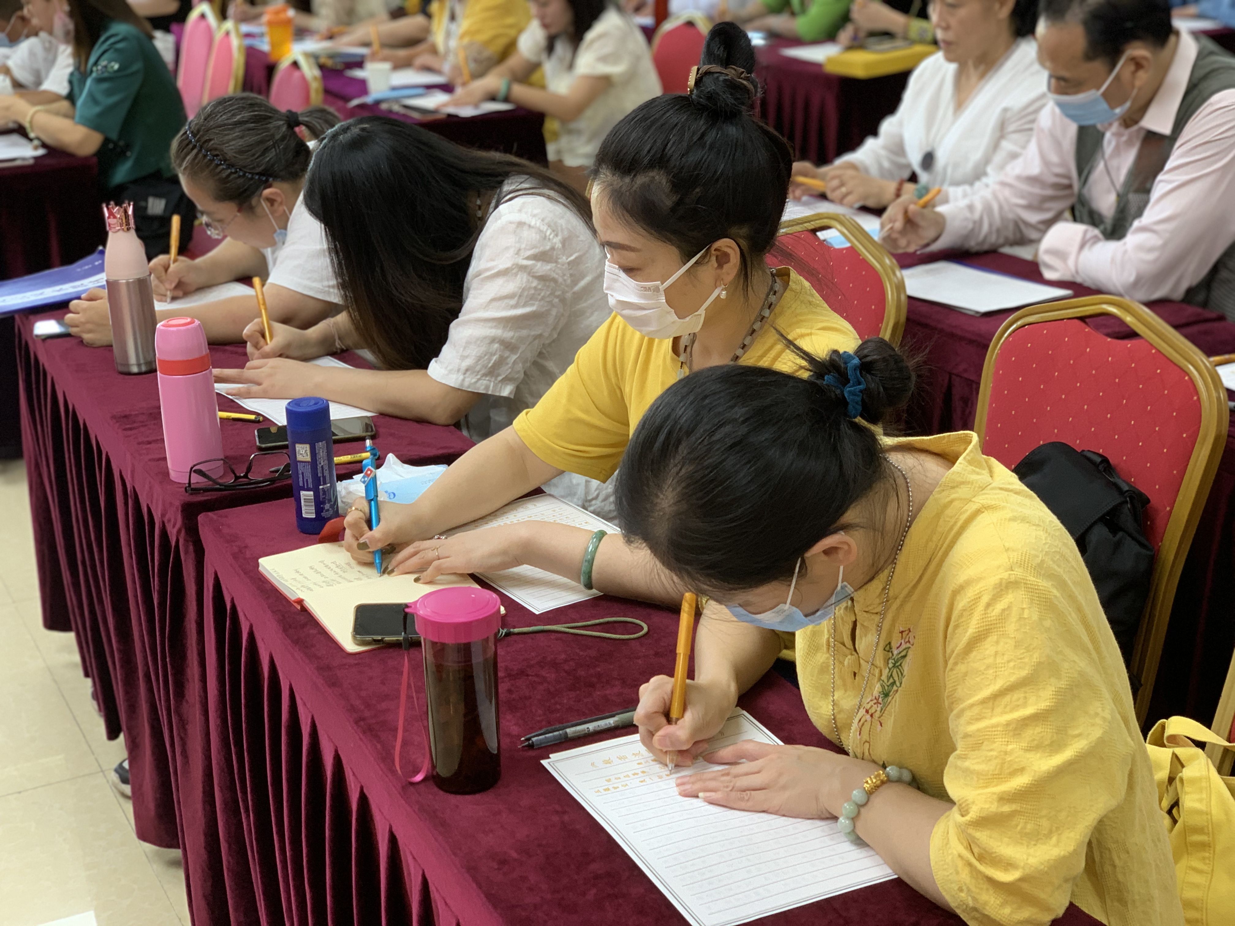 ����ף�غ뼪��̩���Ź�ӭ�����������������ߵڶ����������ô����ȡ��Բ���ɹ�